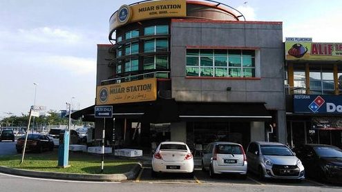 burgermok station muar