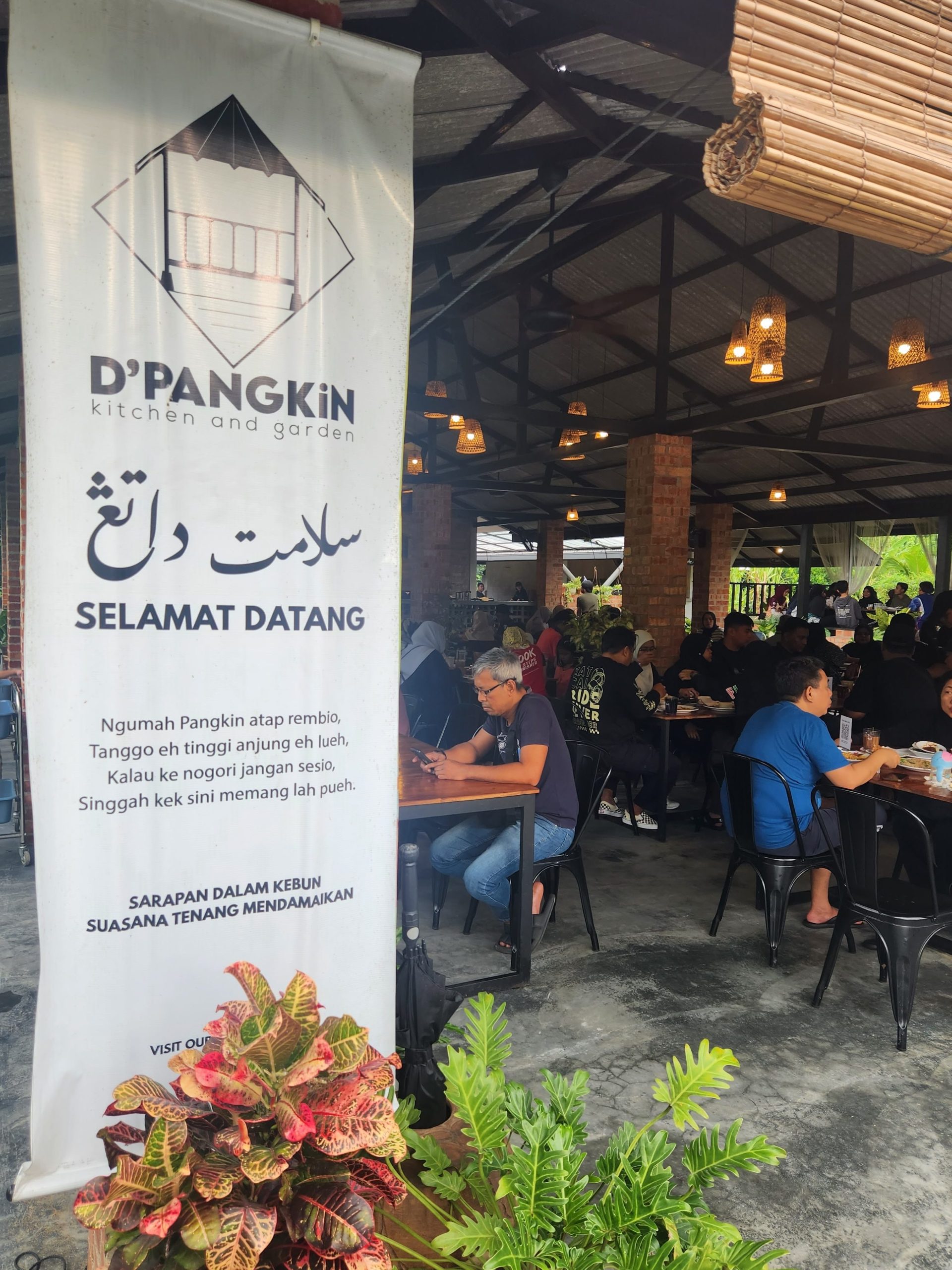 D'PANGKiN kini GHUMAH PANGKiN Kitchen and Garden 1 dpangkin kini ghumah pangkin kitchen and garden scaled