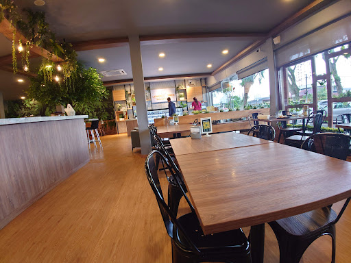 Lemon Tree Restaurant Impian Emas