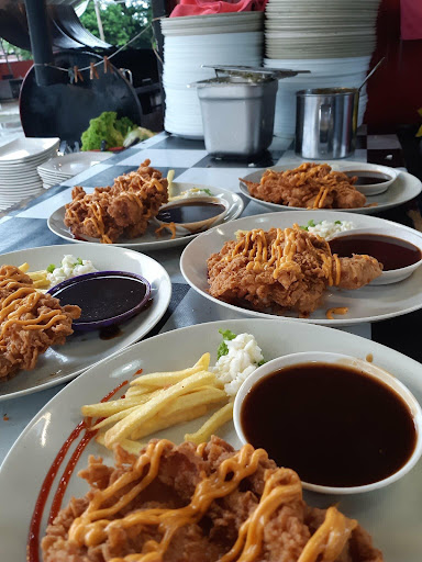 Chicken Chop D'Taman Pelangi Chicken Chop D'Taman Pelangi