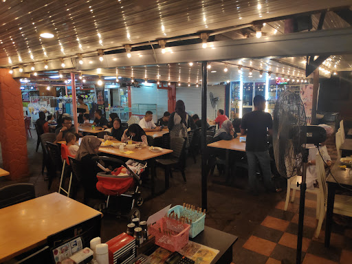 Huzay Western And Seafood Huzay Western And Seafood