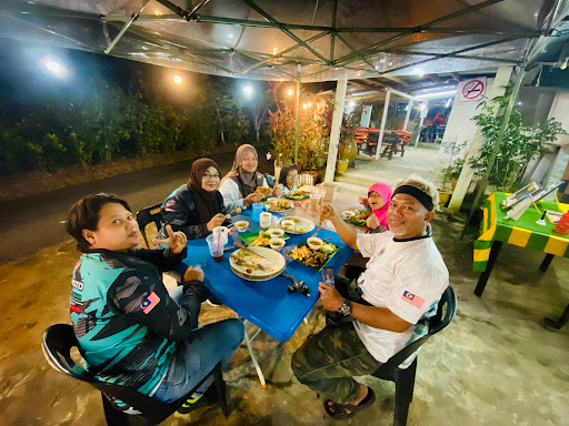 Port Makan by DapurMiera ( Kedai Makan Western ) Port Makan by DapurMiera ( Kedai Makan Western )
