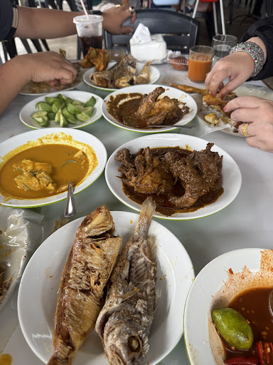 Mok Yoh Pok Kob Gulai Serati & Ayam Kampung Mok Yoh Pok Kob Gulai Serati & Ayam Kampung