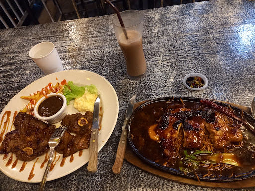 Blackpepper & Milkshake Cafe (B&M) Blackpepper & Milkshake Cafe (B&M)