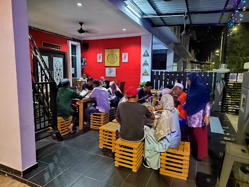 Laman Villa Restoran