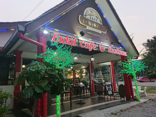 Bukit Restaurant & Cafe