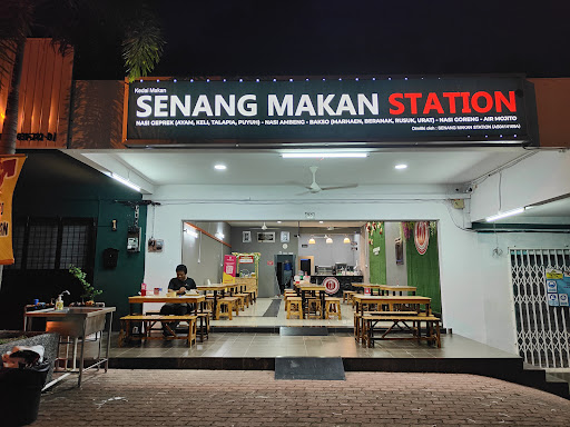 Senang Makan Station