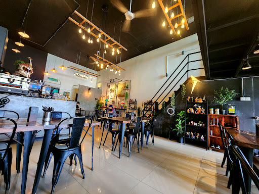 Brew & Cabin - Coffee, Grill & Western Food