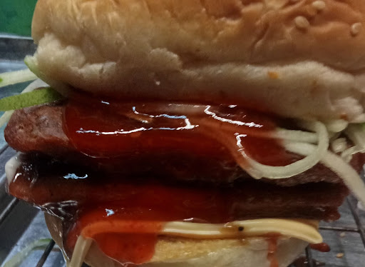 Hot Burger Mentakab