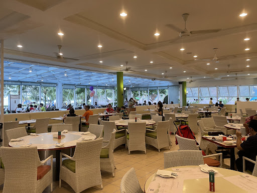 Garden Cafe • Golden Sands Resort • Penang