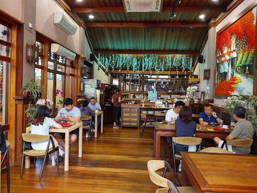 Living Room Cafe Bar & Gallery Living Room Cafe Bar & Gallery