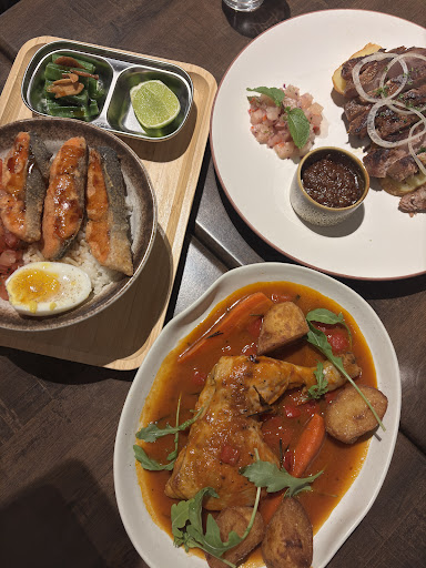 Hummingbird Cafe & Dining