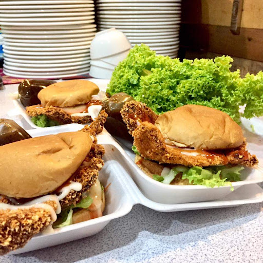 Pondok Bangku Eatery