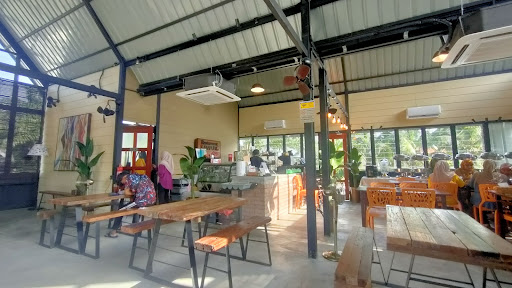 Kampung Hills Eatery