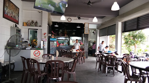 D'Nine Cafe / Batu Arang Cafe