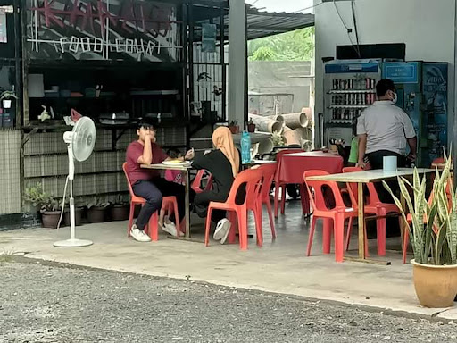 khalis food court