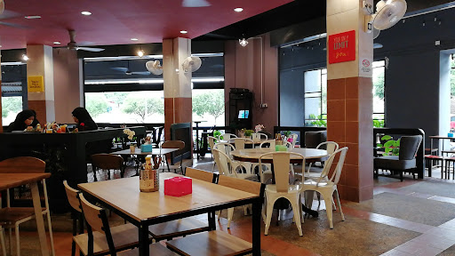 Yop's Steak & Seafood