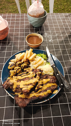 Backyard Burger & Western