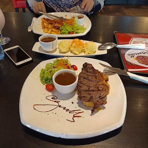 @Grills De Cafe Restaurant - Asian & Western Cuisine