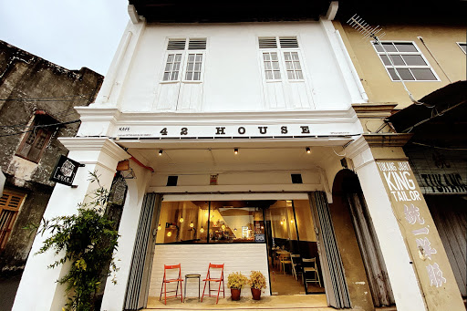 42 House Cafe