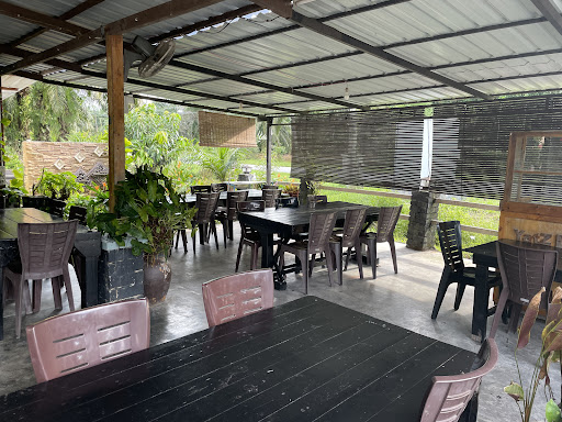 Yat' Dlaman Cafe
