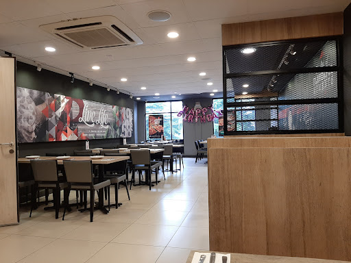 Pizza Hut Restaurant Jertih Pizza Hut Restaurant Jertih