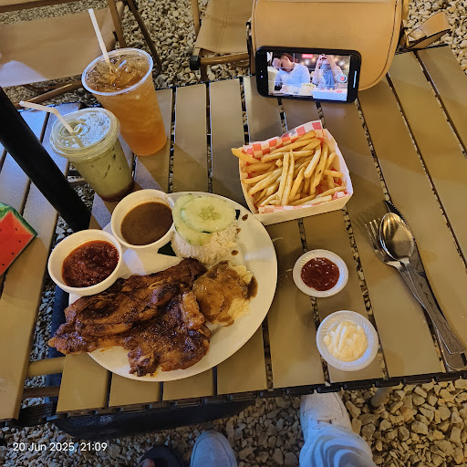 Pondok Kuning Cafe Pondok Kuning Cafe