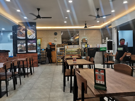 Jborn Cafe & Bistro - Kg Melayu Jborn Cafe & Bistro - Kg Melayu