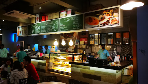 Cheeseu Bistro & Dessert Bar