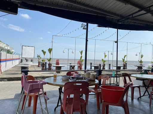 Zu Qiu Seafood Corner Restaurant, Pontian, Johore.
