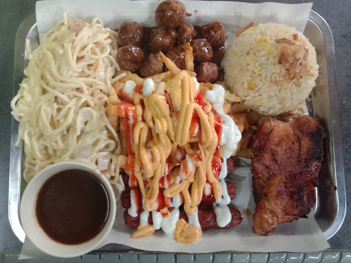 MOM'S KITCHEN LOCAL & WESTERN CUISINE