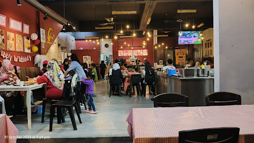 Makan-Makan Pendita Cafe