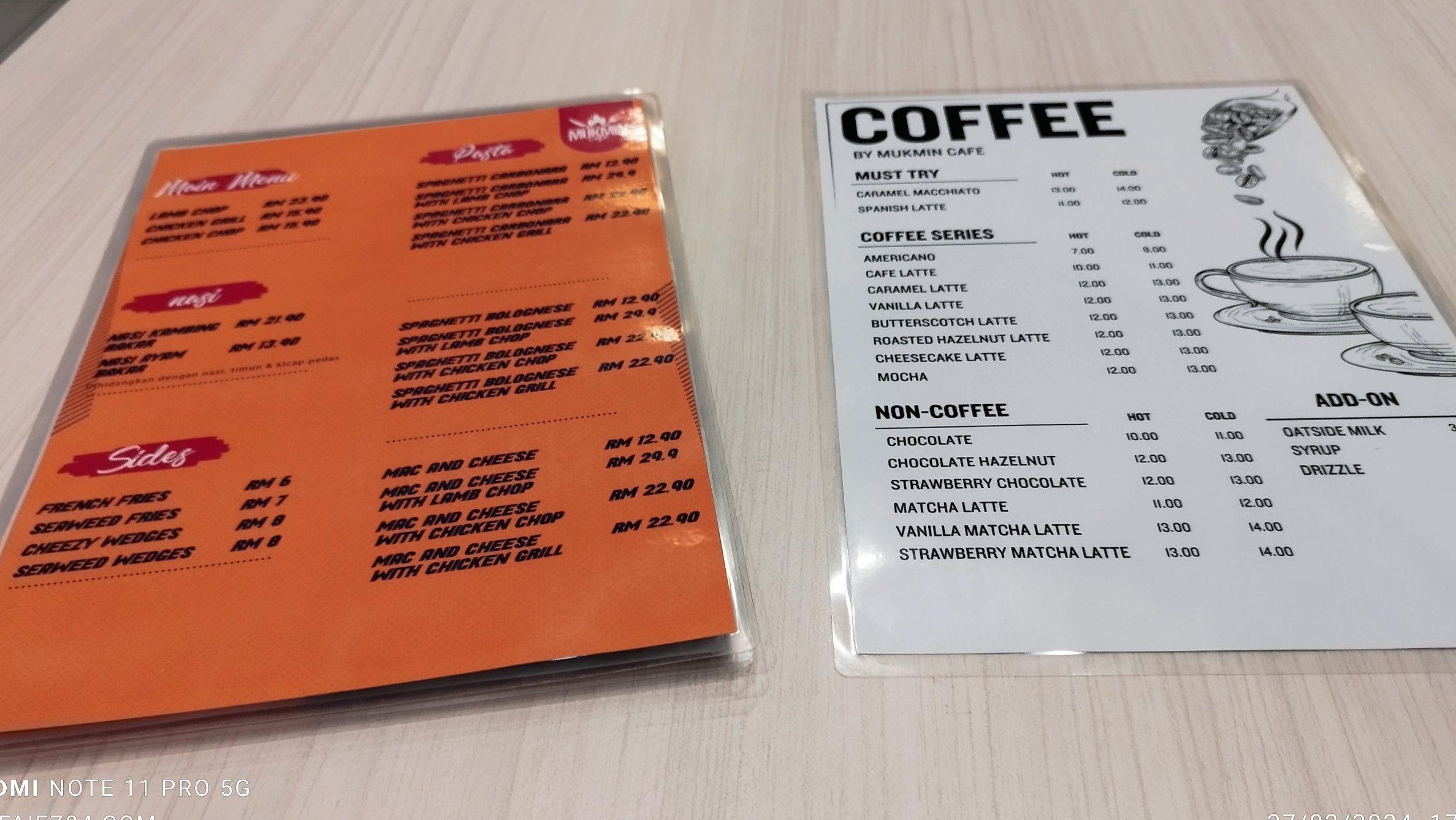 mukmin cafe